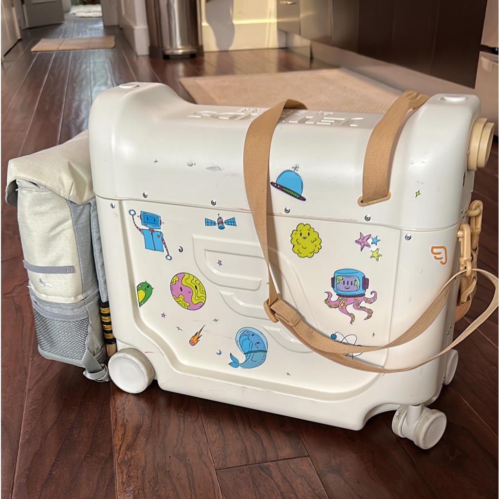 Stokke By Jetkids Bedbox + Crew Backpack Travel Bundle - White